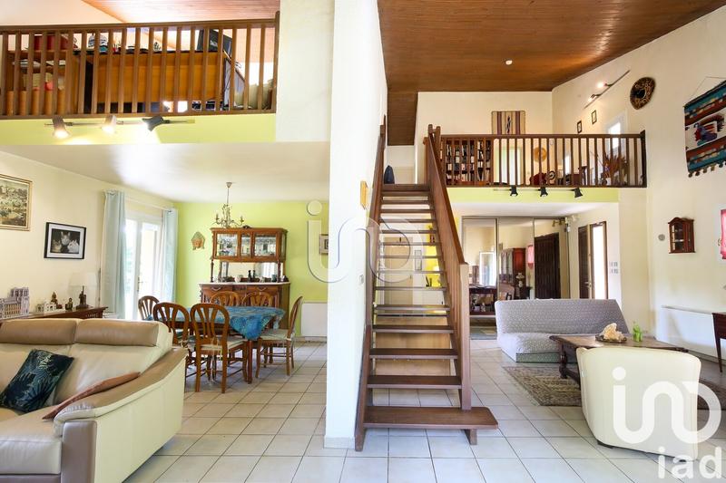 Maison de maîtres - 190 m² - 7 pièces