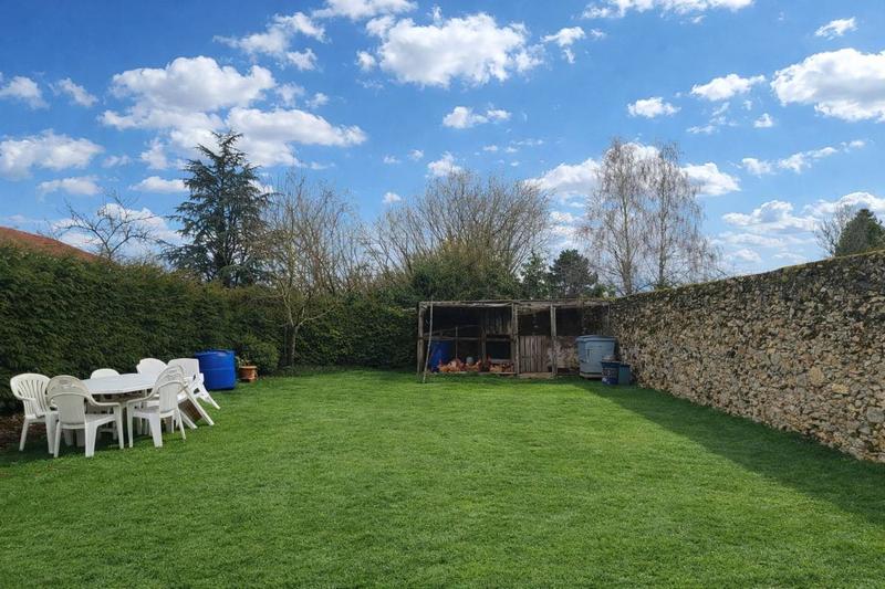 Maison - 102 m² - 5 pièces