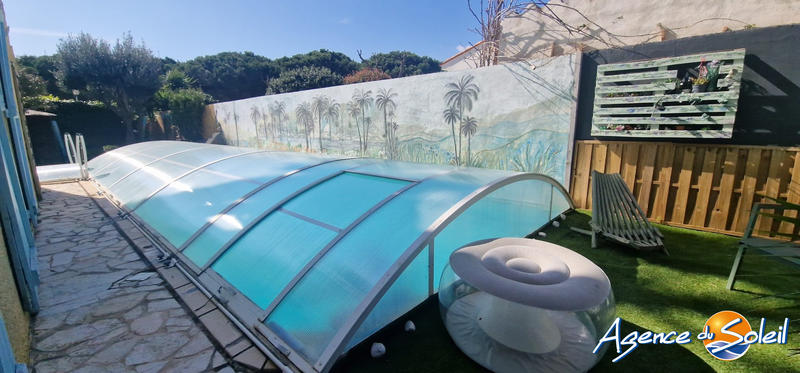 Villa - 184 m² - 6 pièces