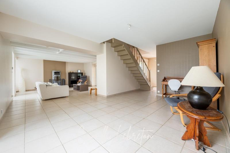 Maison - 198 m² - 6 pièces