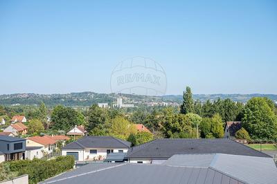 Maison - 107 m² - 7 pièces