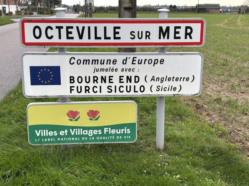 Maison contemporaine - 159 m² - 6 pièces