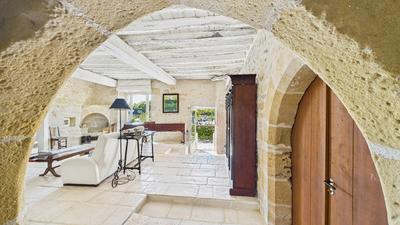 Maison en pierre - 320 m² - 7 pièces