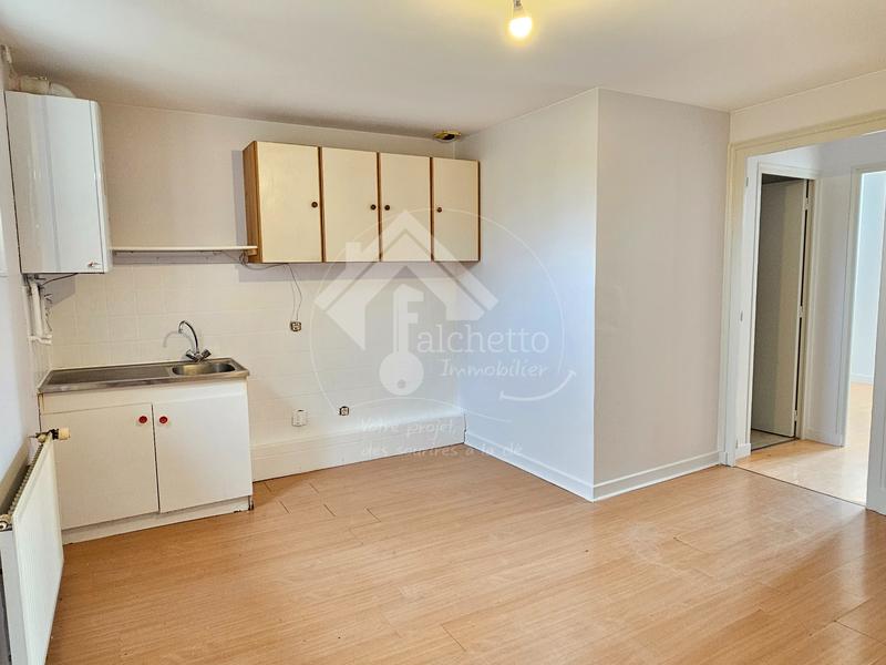 Propriété - 388 m² - 16 pièces