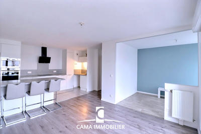 Appartement - 72 m² - 4 pièces