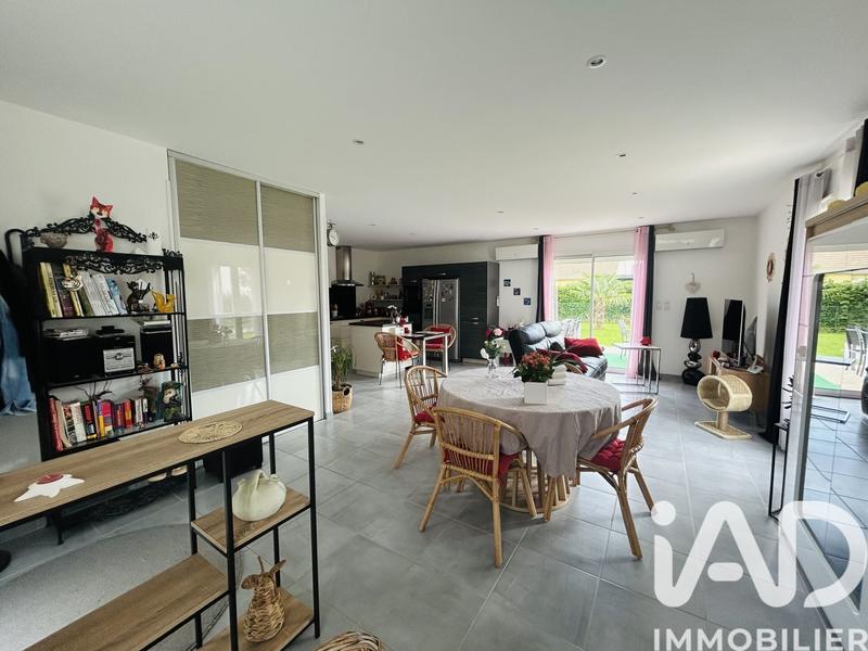 Maison - 102 m² - 4 pièces