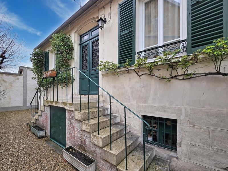 Maison - 138 m² - 5 pièces