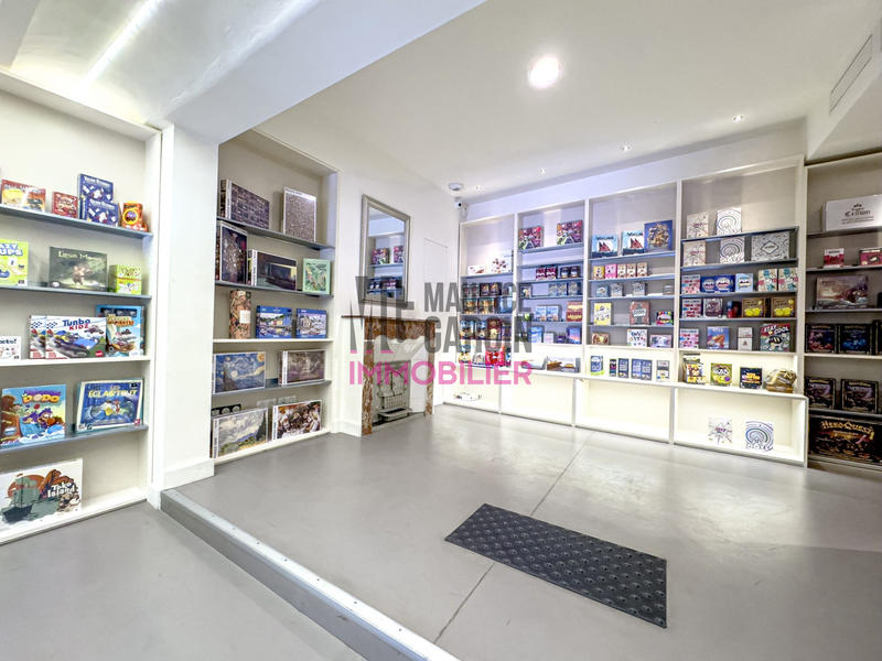 Fonds de commerce - Local d'activité / Entrepôt - 150 m²