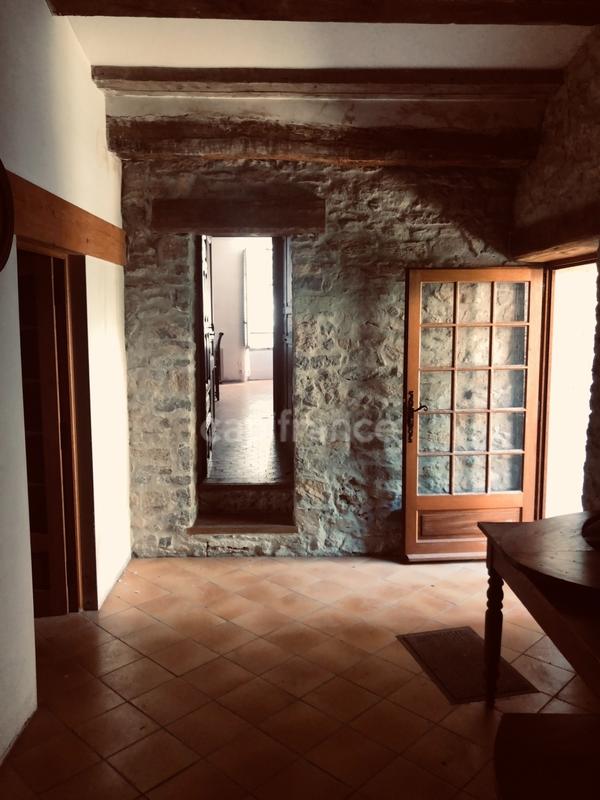 Maison de village - 200 m² - 7 pièces