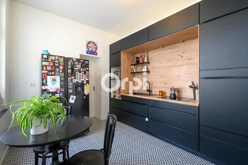 Maison - 140 m² - 5 pièces