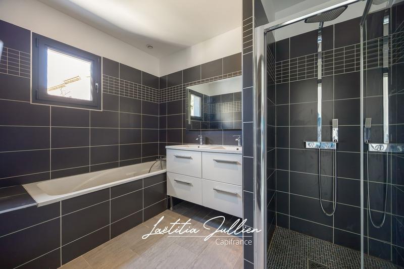 Maison - 114 m² - 4 pièces