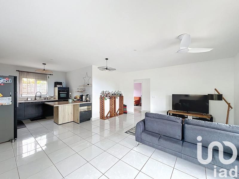 Maison - 95 m² - 4 pièces