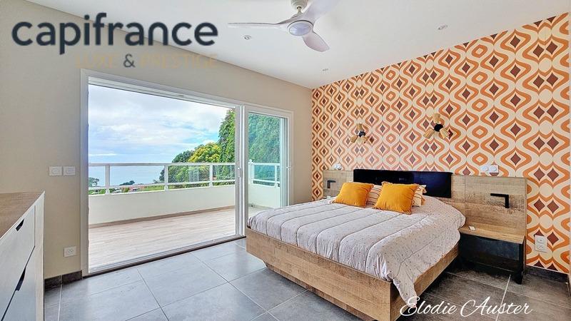 Propriété - 305 m² - 7 pièces