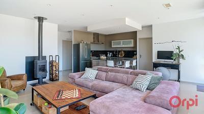 Maison - 200 m² - 8 pièces