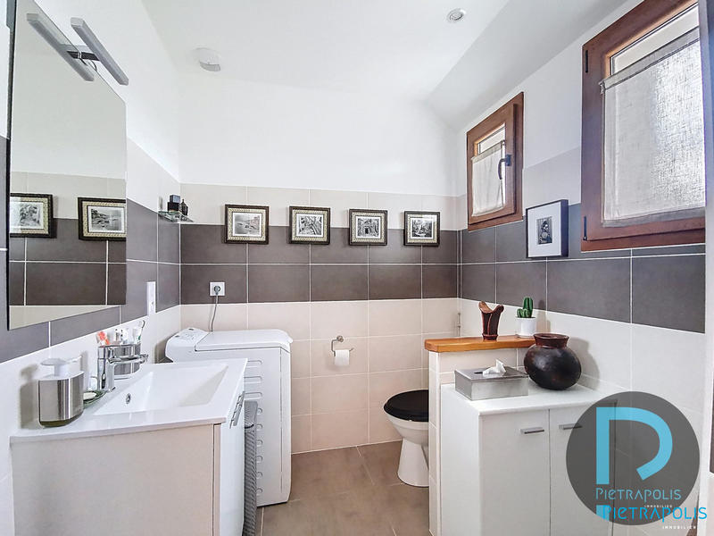 Maison - 98 m² - 4 pièces