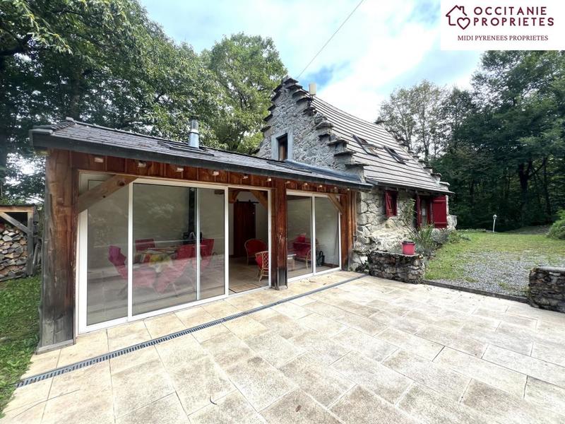 Propriété - 86 m² - 4 pièces