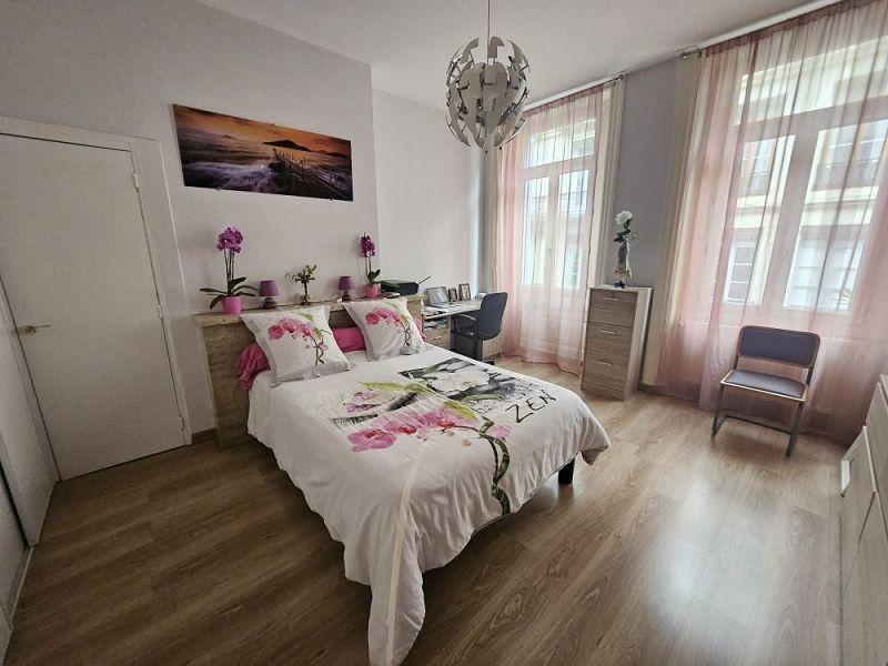 Appartement - 120 m² - 5 pièces