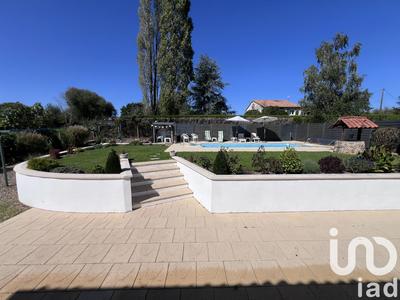 Maison - 98 m² - 5 pièces