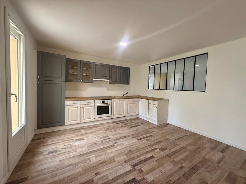 Maison - 100 m² - 6 pièces