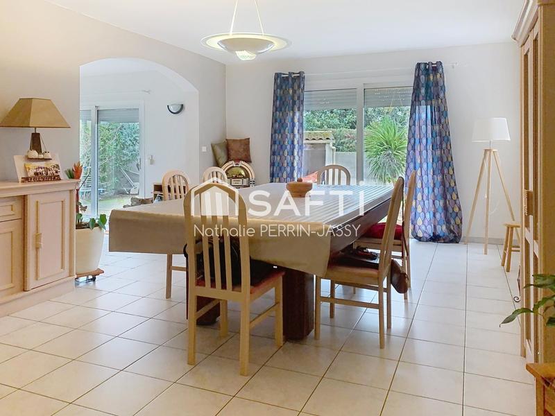 Maison - 141 m² - 5 pièces