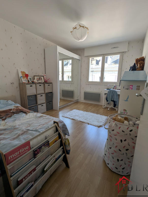 Appartement - 77 m² - 4 pièces