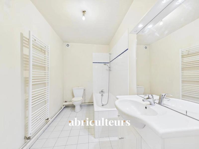 Appartement ancien - 57 m² - 3 pièces