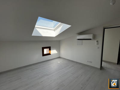 Maison - 84 m² - 3 pièces