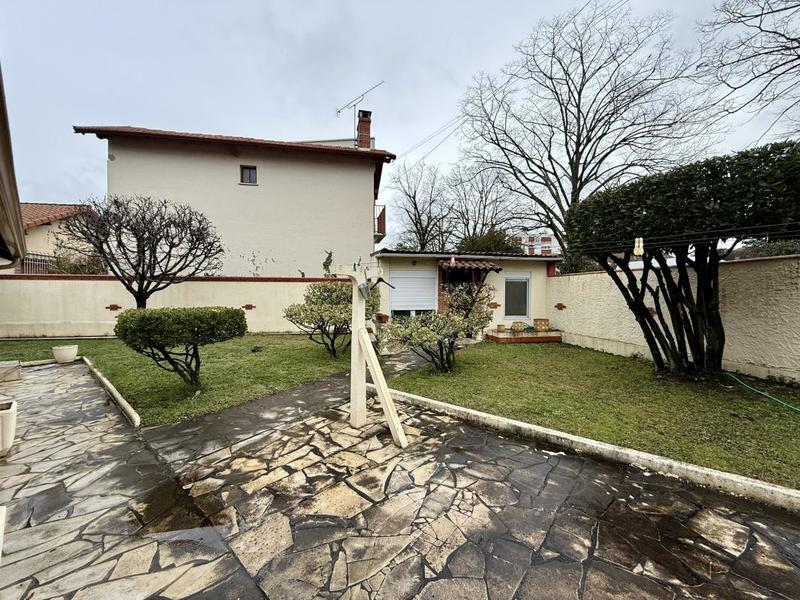 Maison ancienne - 109 m² - 5 pièces