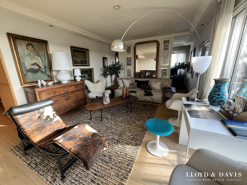 Appartement - 96 m² - 5 pièces