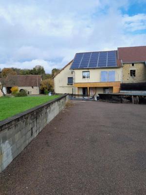 Maison de village - 262 m² - 8 pièces