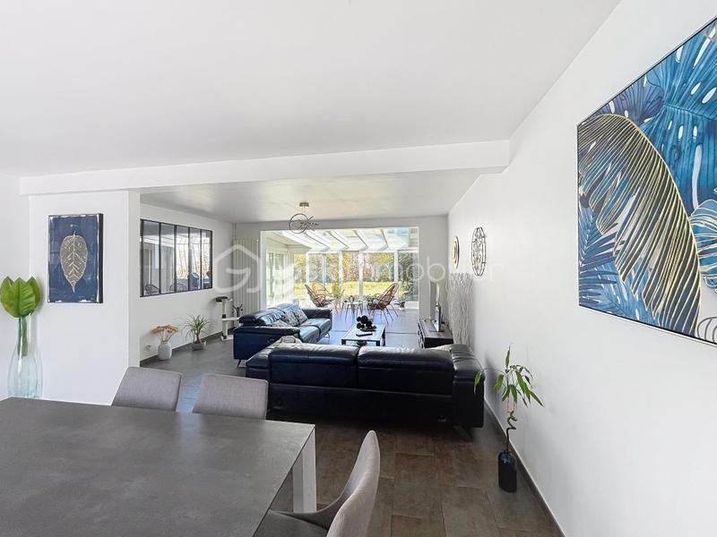 Maison - 188 m² - 8 pièces