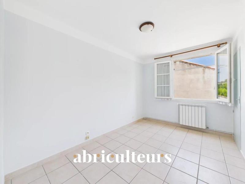 Maison - 94 m² - 5 pièces