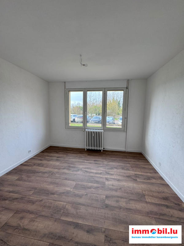 Appartement - 96 m² - 5 pièces