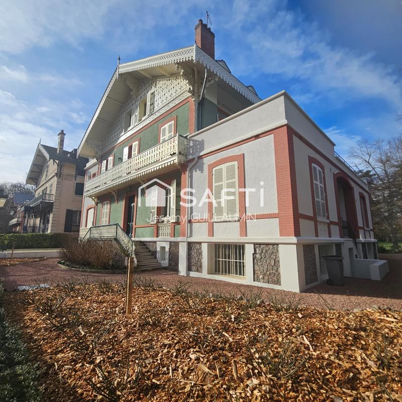 Appartement - 98 m² - 5 pièces