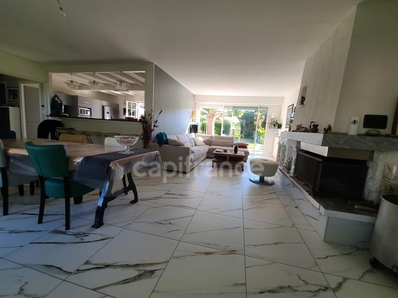 Maison - 134 m² - 6 pièces