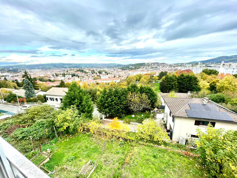 Maison - 104 m² - 5 pièces