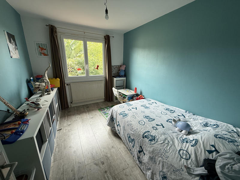 Maison - 211 m² - 10 pièces