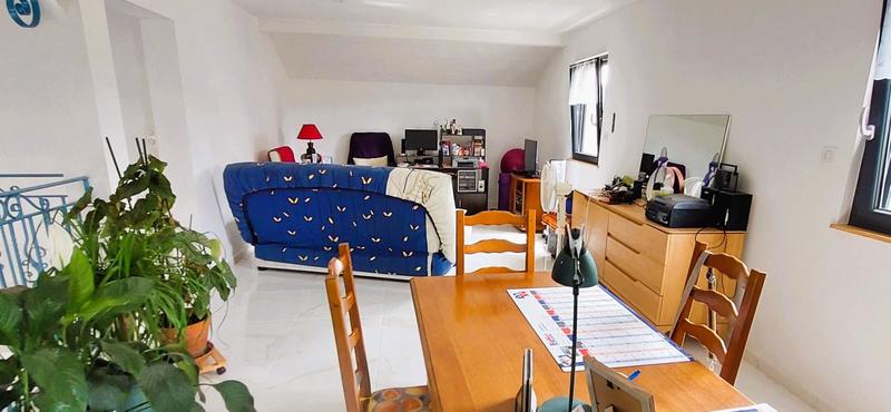 Demeure - 210 m² - 6 pièces