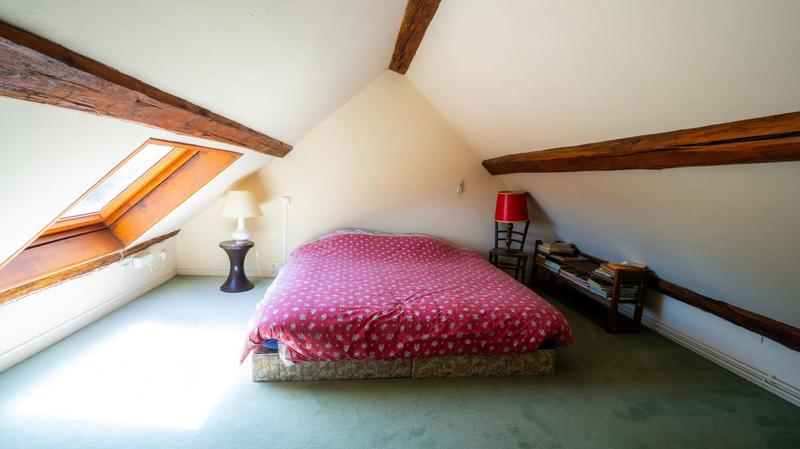 Maison - 660 m² - 16 pièces