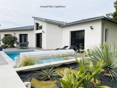 Maison - 152 m² - 5 pièces