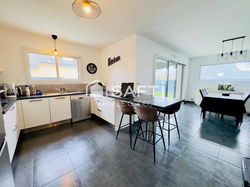 Maison - 96 m² - 5 pièces