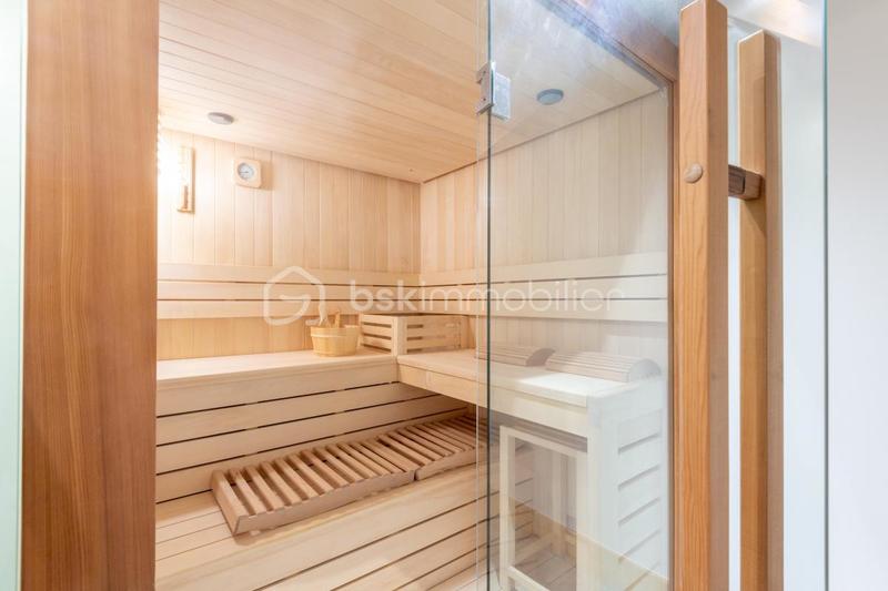 Duplex - 179 m² - 5 pièces