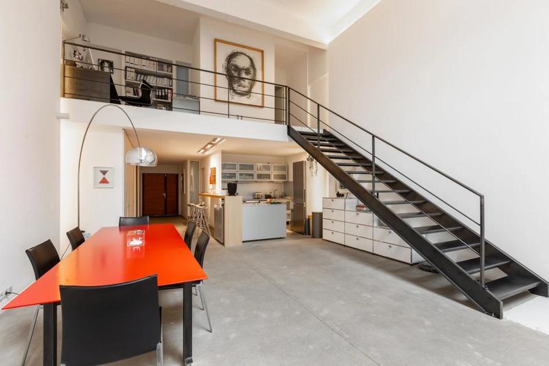 Loft - 350 m² - 5 pièces