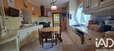 Maison - 280 m² - 9 pièces