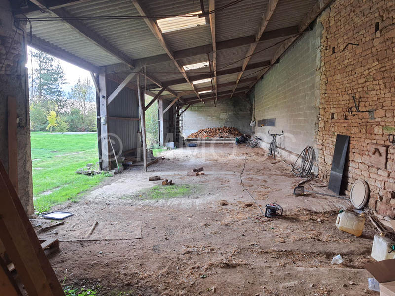 Maison - 313 m² - 13 pièces