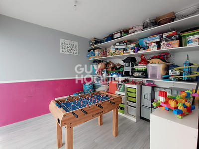 Maison - 151 m² - 8 pièces