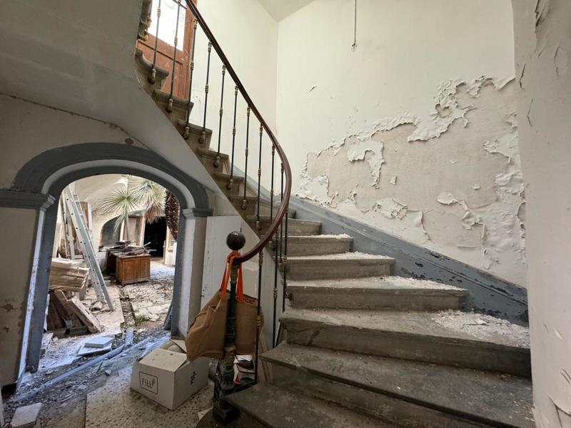 Hôtel particulier - 270 m² - 1 pièce