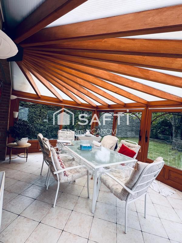 Maison - 135 m² - 5 pièces