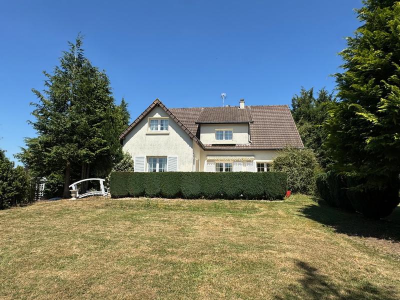 Maison - 175 m² - 6 pièces