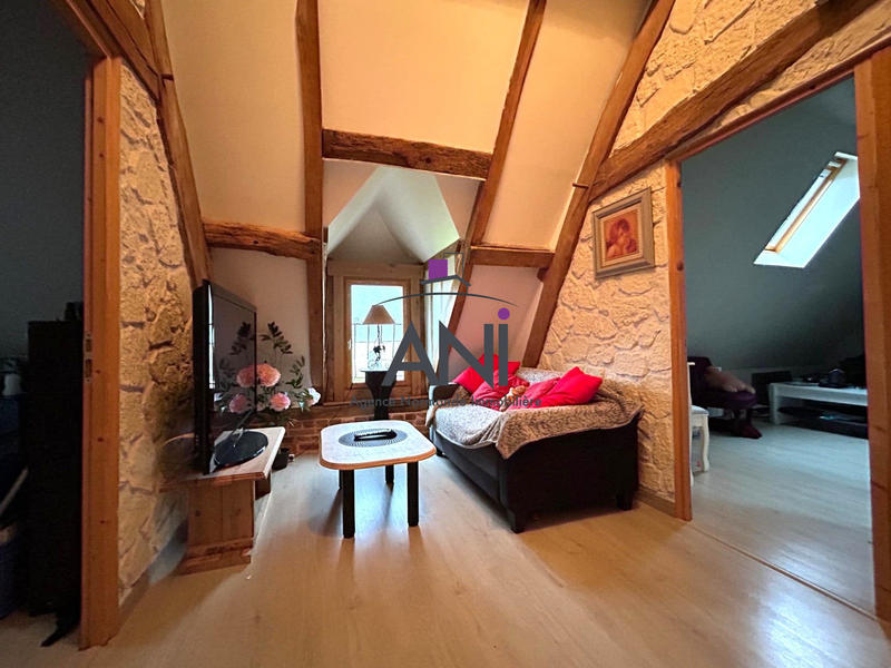 Maison - 217 m² - 7 pièces